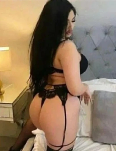 Elena nouă în oraș!!!