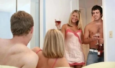 Cuplu bi din Bucuresti cauta cuplu nematerialisti