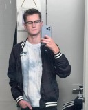 Un bărbat frumos disponibil pentru tine - imagine 2