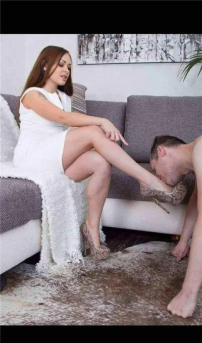 Caut femeie/cuplu dominant, discretie