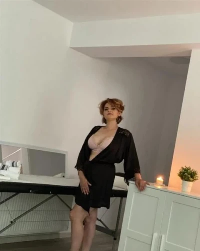 Masaj Erotic (Ramona)