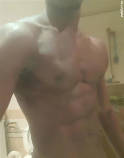 A new black guy in town / un nou afro în ora?