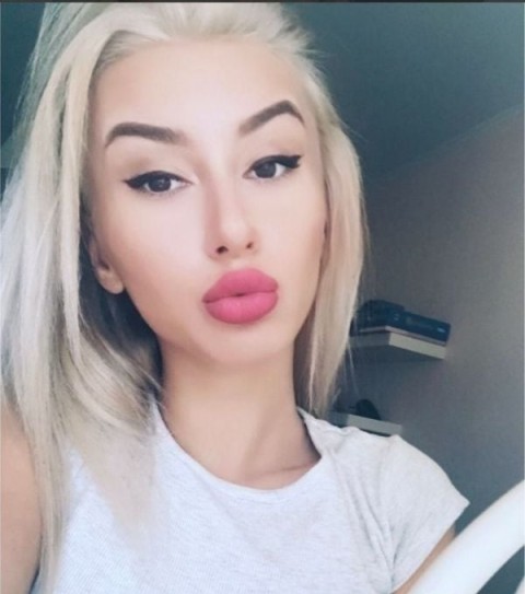 Ador sa fiu sarutata peste tot