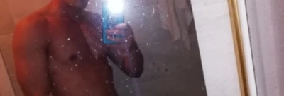 Bărbat 35 ani,Corp atletic Escort