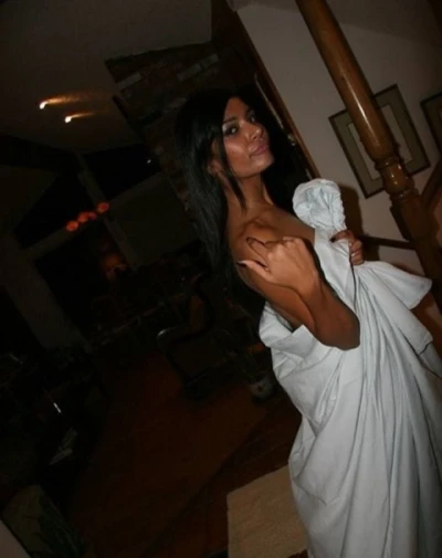 Travestit si bisexual noua în oraș Farcaș adrian placere