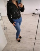 Brunetă nouă venita - imagine 4