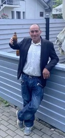 Tanar caut femeie - imagine 1