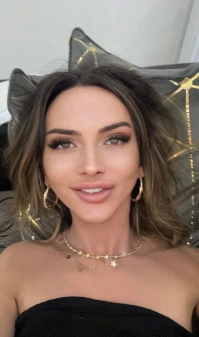 Natalia TS vonfirmare WhatsApp