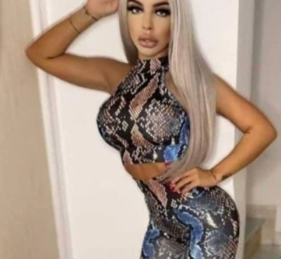 Buna sunt Andreea o transa reală la