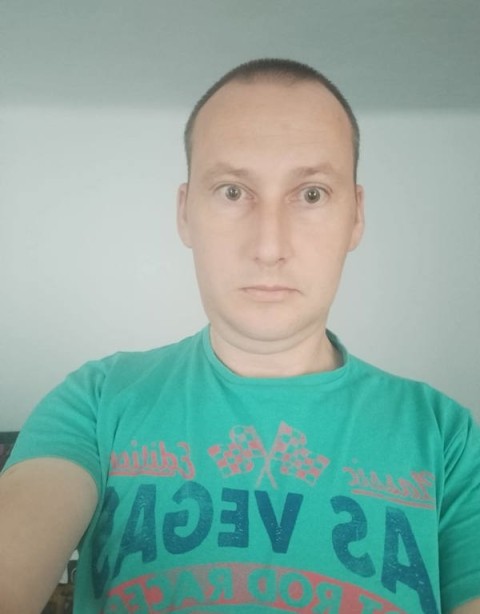 Barbat caut doamna sau domnișoară