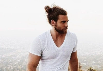 Tânăr generos caut Doamna sau Domnișoara