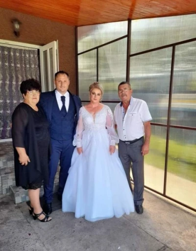 Rochie de mireasă de vânzare