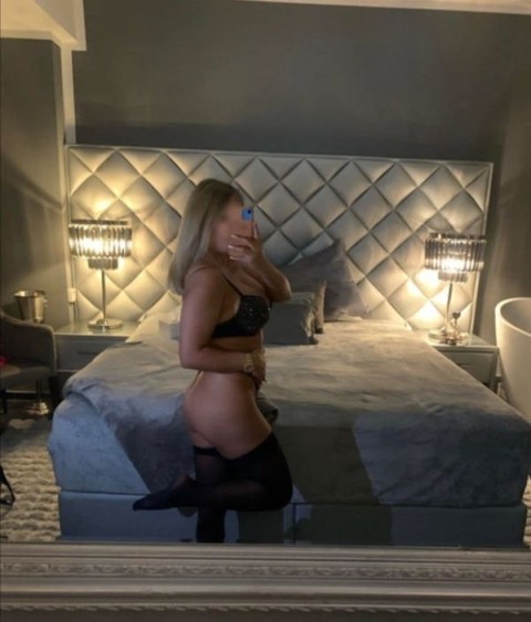 Pentru cele mai tari senzații , te aștept la mine !