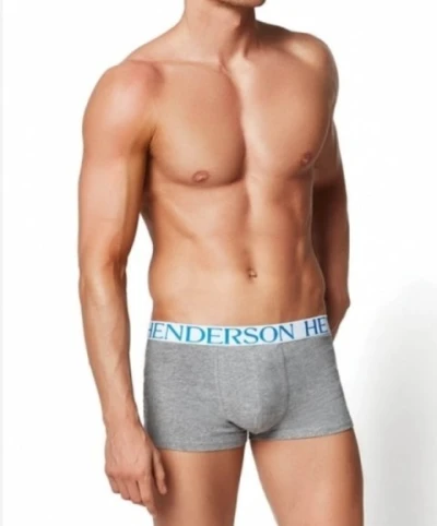 Pentru doamne și domnișoare