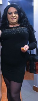 Milff Transsexuala bruneta cu forme dulce și pasionala. - imagine 4