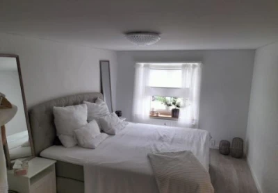 Caut colegă in Elveția MAXIMA Seriozitate