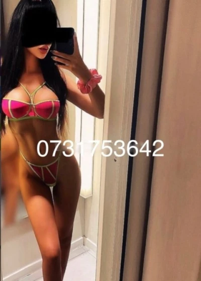 Escorta Siliconata Slim