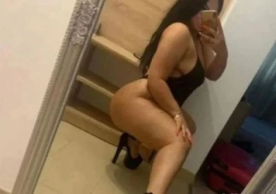 Pentru prima data în orașul tău annays , bruneta cu mult bun simț