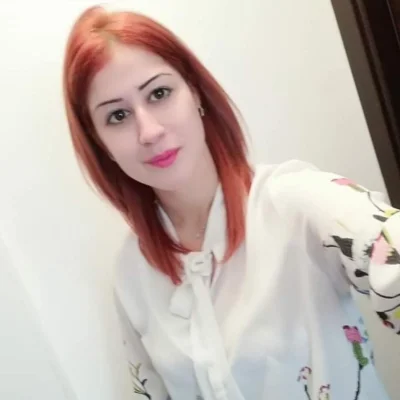 Sunt nouă, aștept mesaj