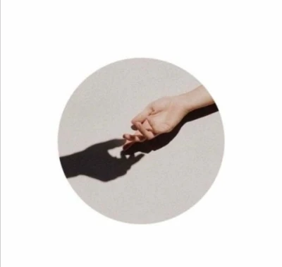 Caut o domnișoară neinițiată in tainele amorului