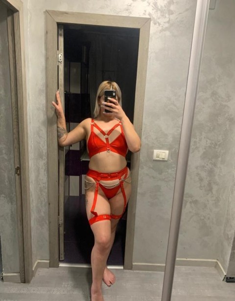 Doar deplasări nu am locatie