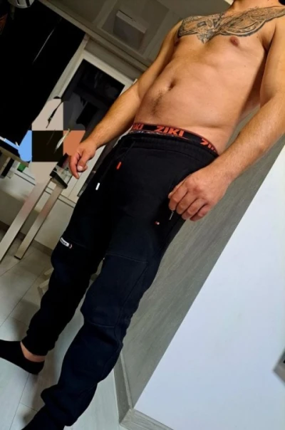 Cuplu în orașul tău