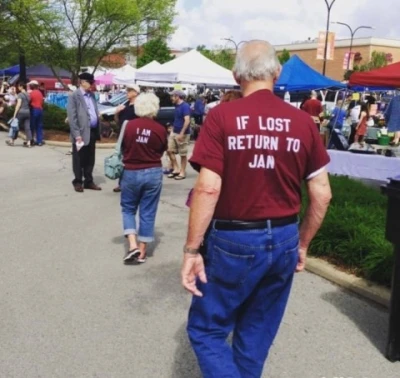 Pentru maturii de peste 54 de ani