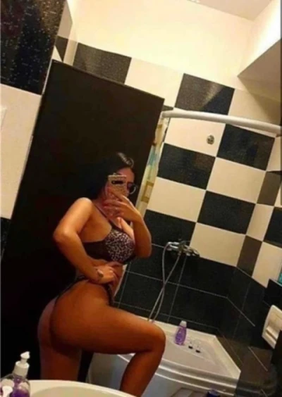 Buna sunt Daniela astept sa ma contactati