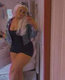 Blonda cu chef de aventurii - imagine 2