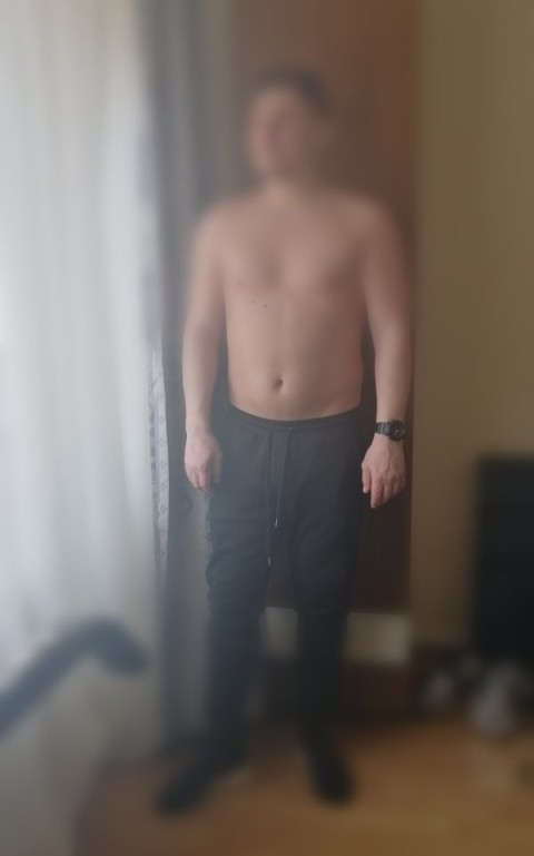 Hai sa ne iubim ! Am 35 , 182 85. Anunț valabil doar pentru doamne domnișoare între 20-45 ani !