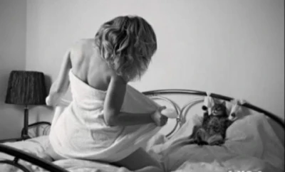 Pentru doamne ,domnisoare si cupluri