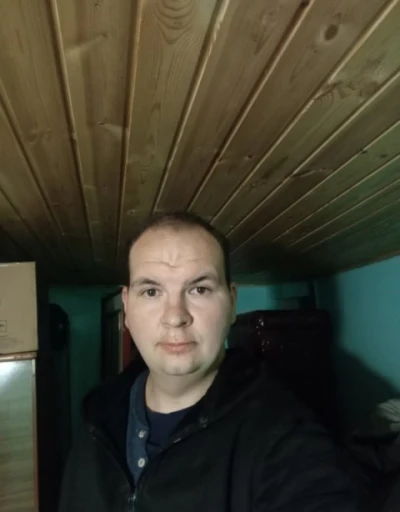 CAUT DOAMNE ȘI DOMNISOARE DORNICE DE NEBUNI