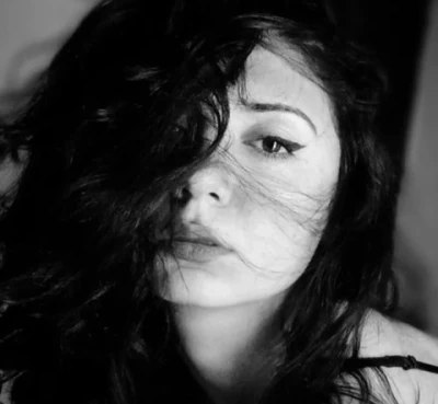 Bună!Sunt Ioana am 20 de ani si sunt din Targu Neamt,te astept la mine!!