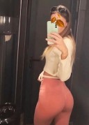 Laura poze reale - imagine 3