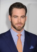 Tanar caut relatie discreta avantajoasa cu doamne sau cupluri - imagine 1