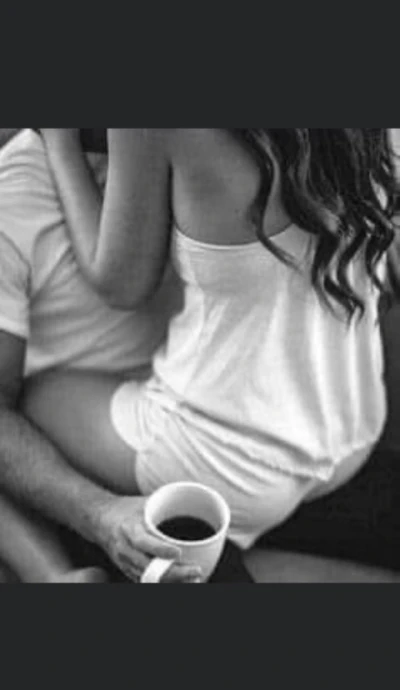 Caut tanara atragatoare pentru o relatie intima discreta