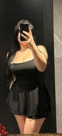 Bruneta dulce și pasionată - imagine 2