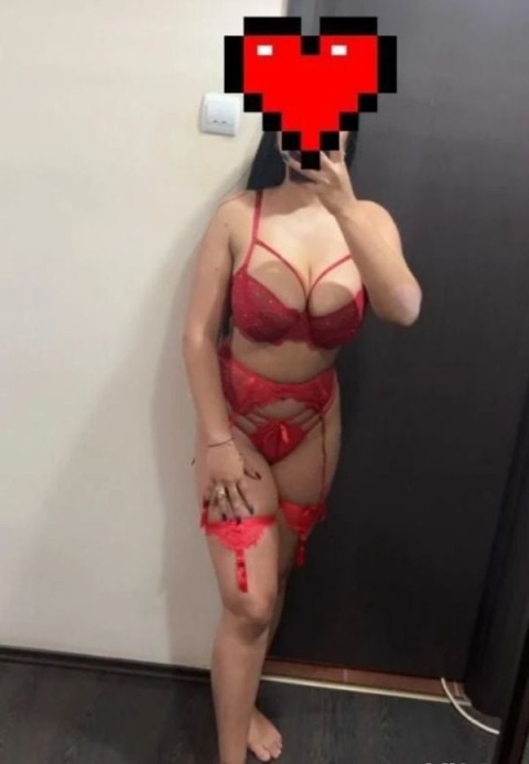 Noua in oraș hai in compania mea fierbinte