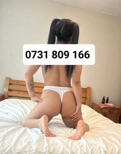 Bună sunt Zayra noua în orașul tau