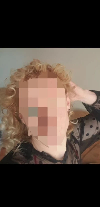 Daca vrei un femboy pt placeri ascunse lasa un mesaj pt nr de telefon