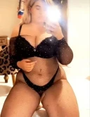 Blondă cu forme apetisante - imagine 1