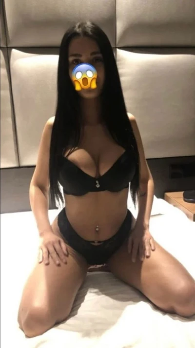Alexandra 21 ani dor la mine