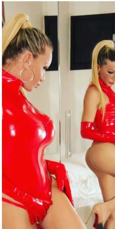 Bună tania 28 de ani discreție la maxim ofer