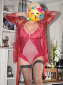 Blondă cu experiență! Titan. - imagine 1