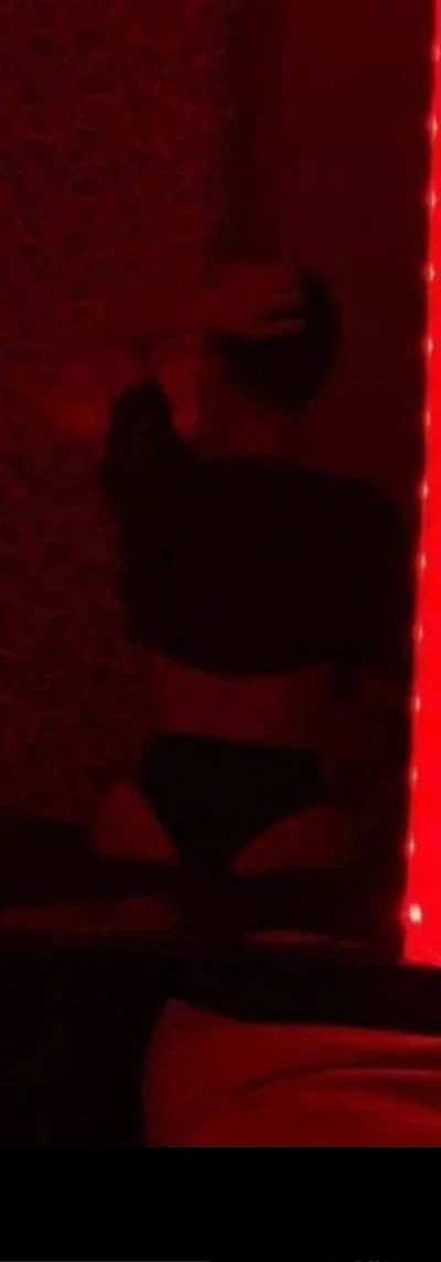 Antoni câteva zile la tine în oraș