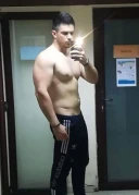 Un altfel de gigolo. - imagine 3