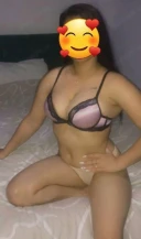 Buna sunt evelin - imagine 1