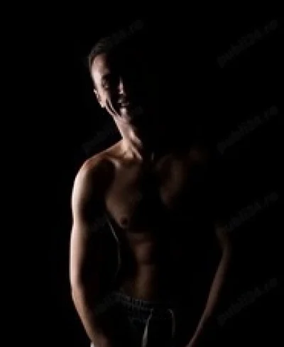 Ofer plăcere și discreție maximă