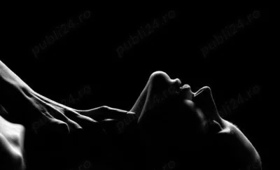 Barbat discret, ofer servicii doamnelor si domnisorelor de orice varsta.