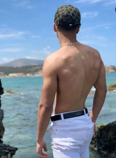 David tip activ 25 , mai ales pentru doamne mature